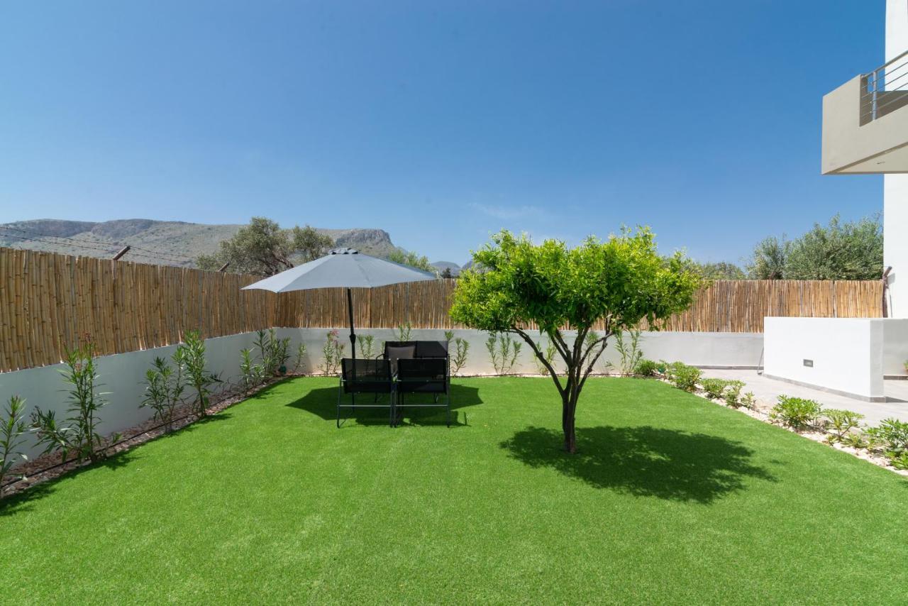 Gazi Cozy House With Pool Near Beach מראה חיצוני תמונה